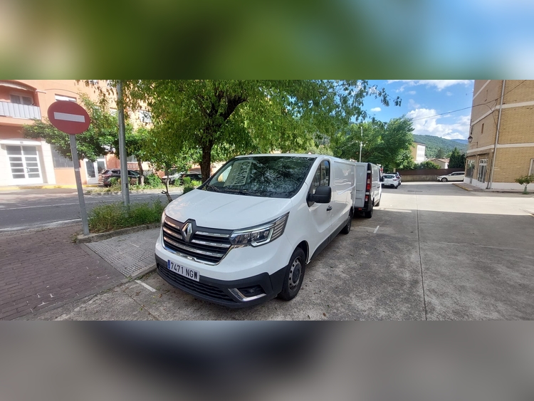 Renault Trafic 2.0 130CV foto 5
